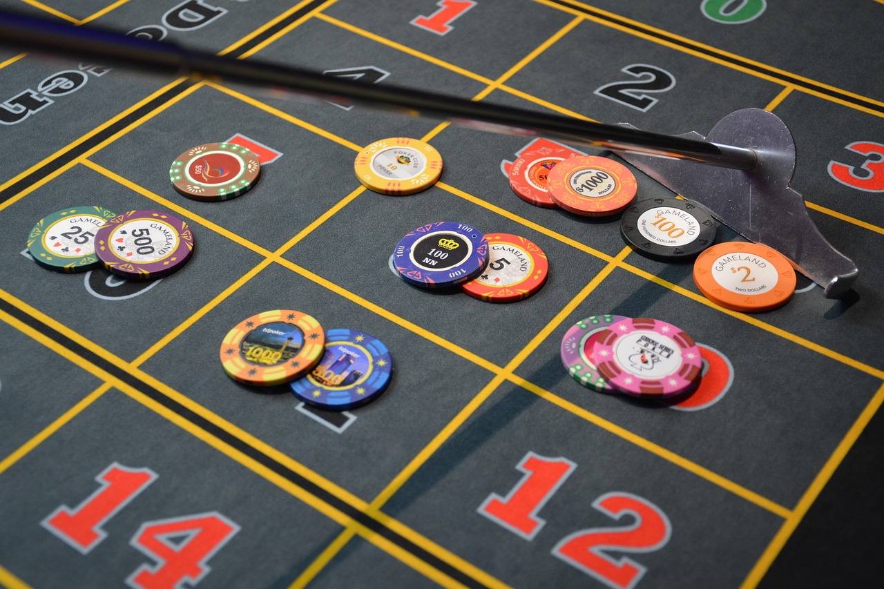 Texas Hold'em: Beginner's Guide to Rules & Basic Strategy